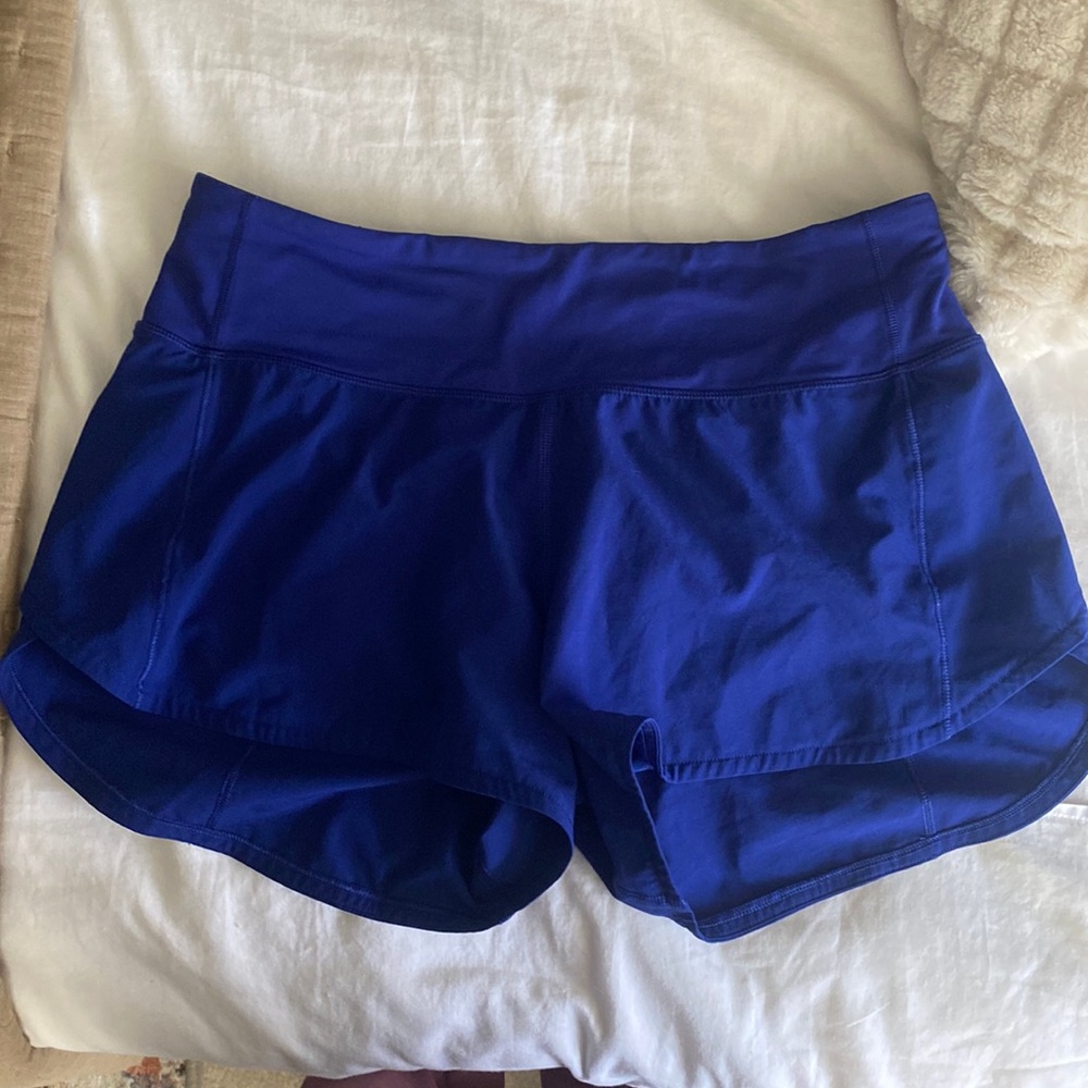 Women’s lulu shorts